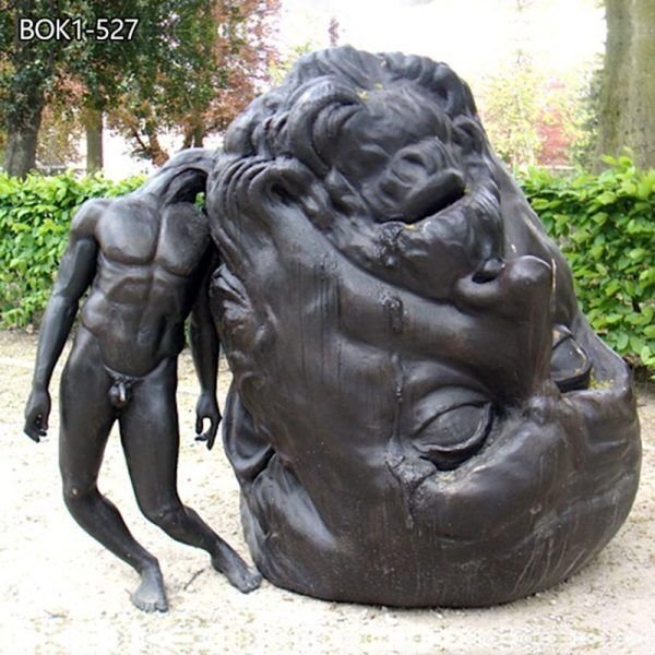 big-head-statue-600x600.jpg