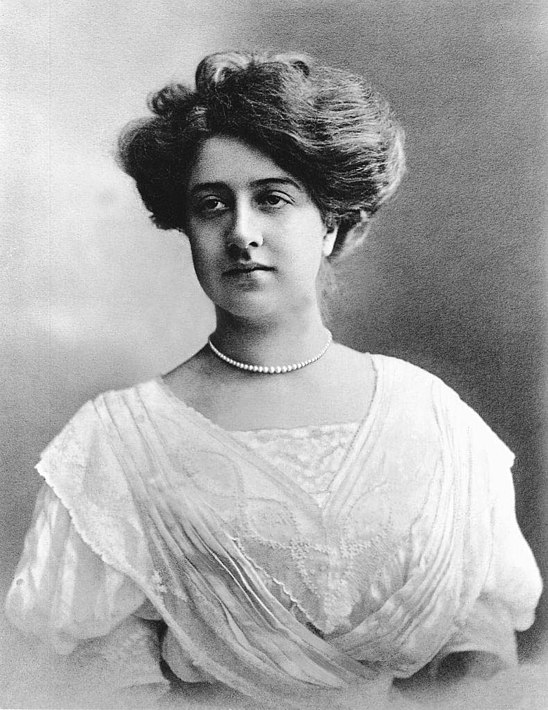 Mercedes_jellinek_adult.jpg